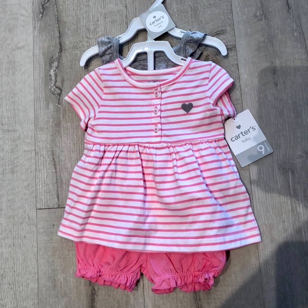 NWT Carter’s 3pc 9mo Matching Set 💕